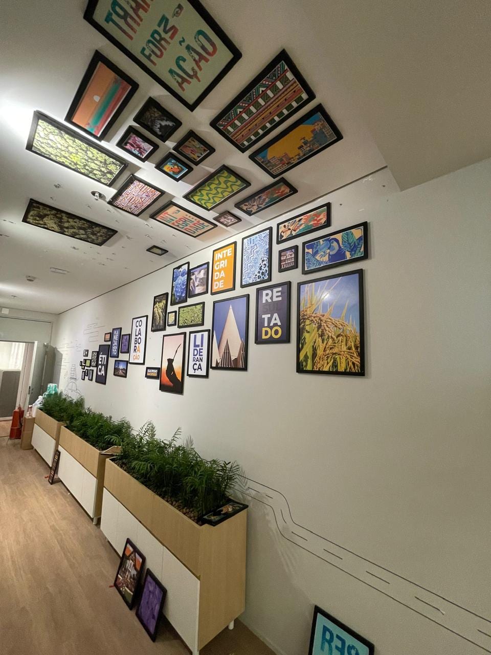 Athena Saúde Sede Administrativa — projeto residencial, comercial ou de interiores AFGM