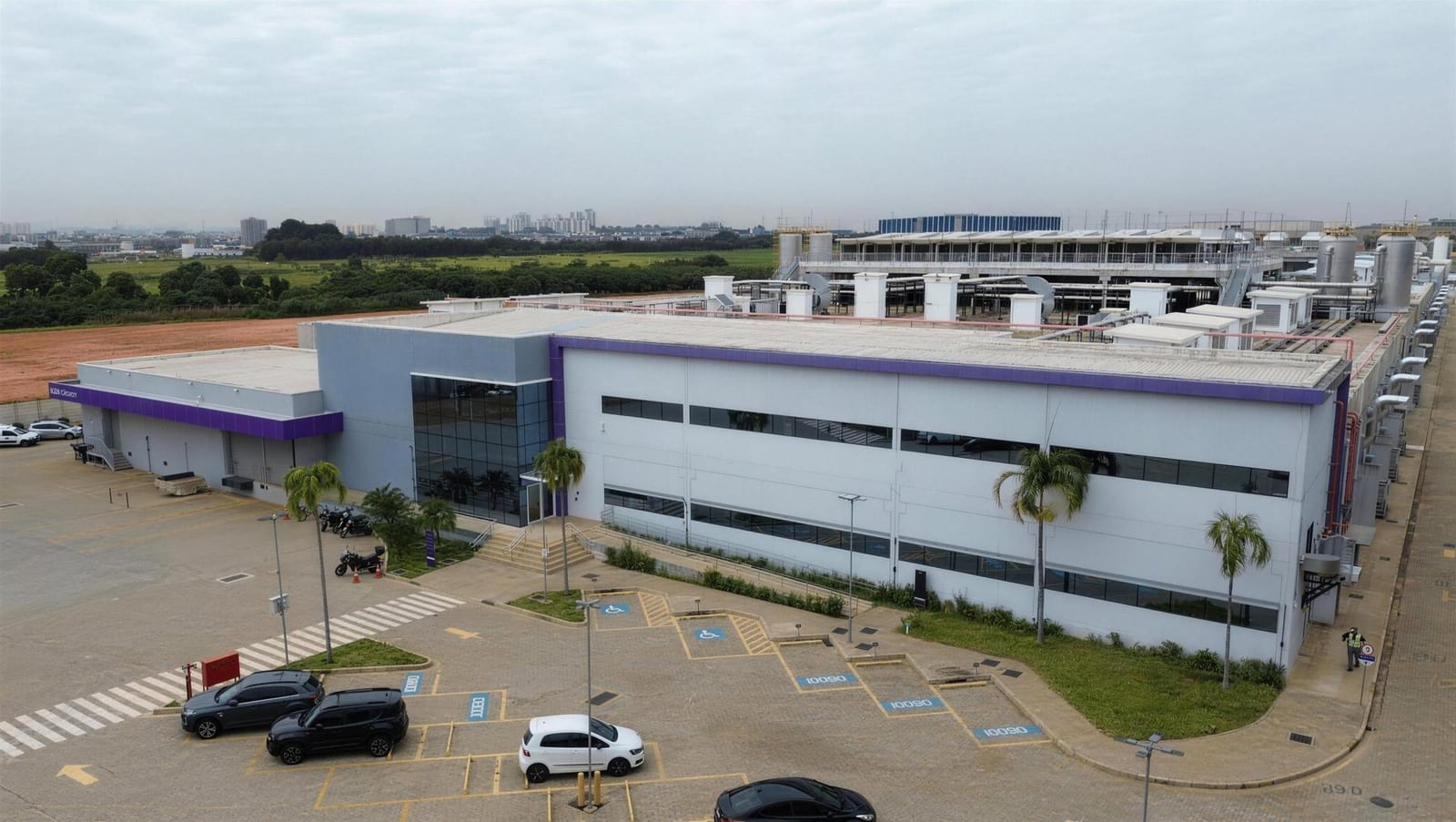 Vista geral do data center ODATA SP02, em Hortolândia (SP)
