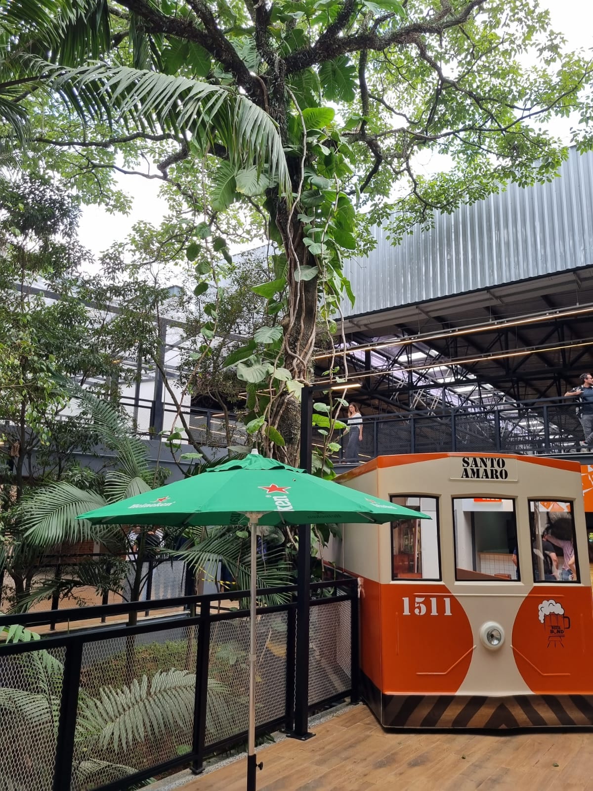 Santo Mercado — projeto residencial, comercial ou de interiores AFGM