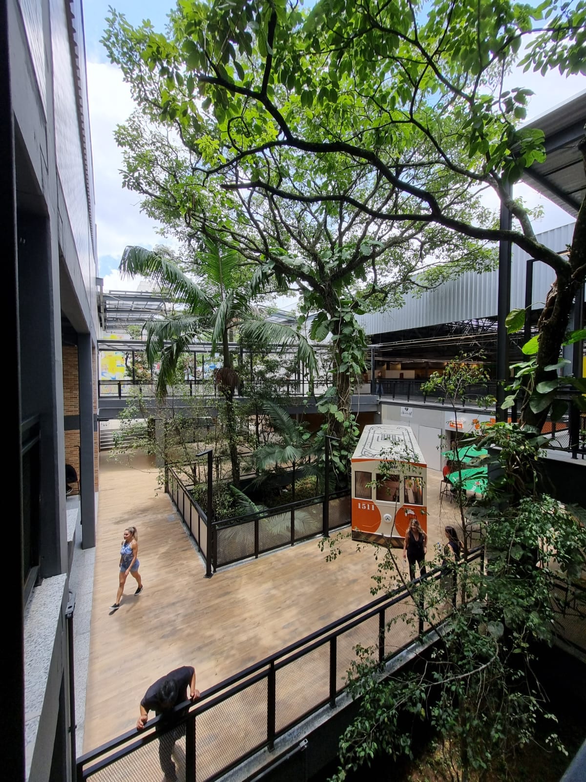 Santo Mercado — projeto residencial, comercial ou de interiores AFGM